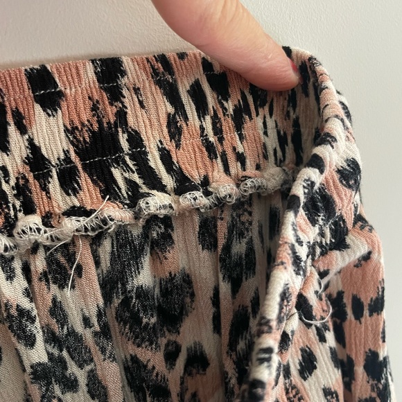 Pink, black and white leopard skirt! - Picture 5 of 5